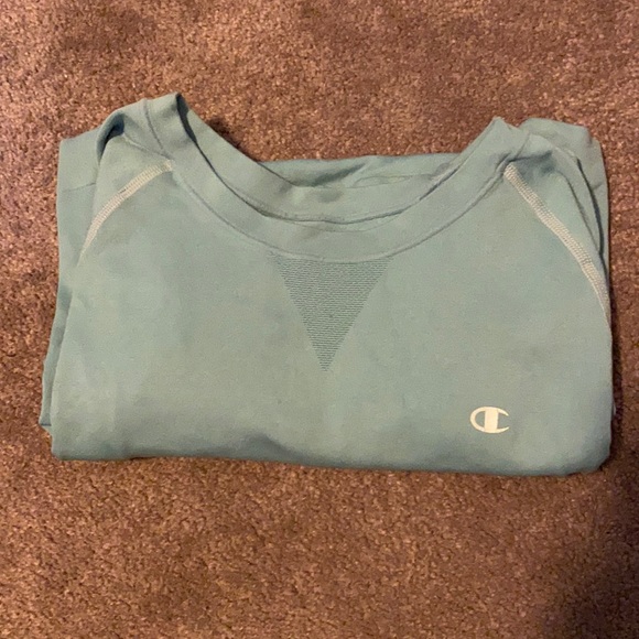 Champion t shirt